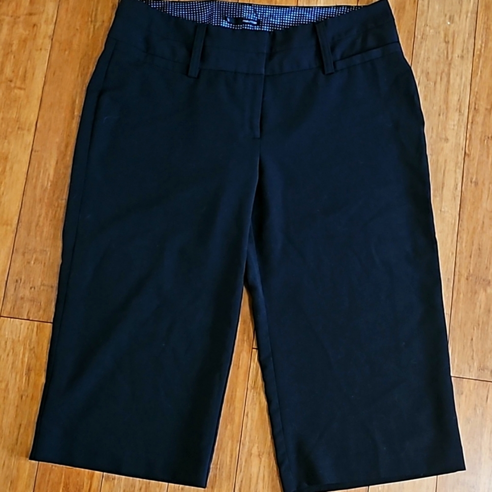 Maurices Capri Pants